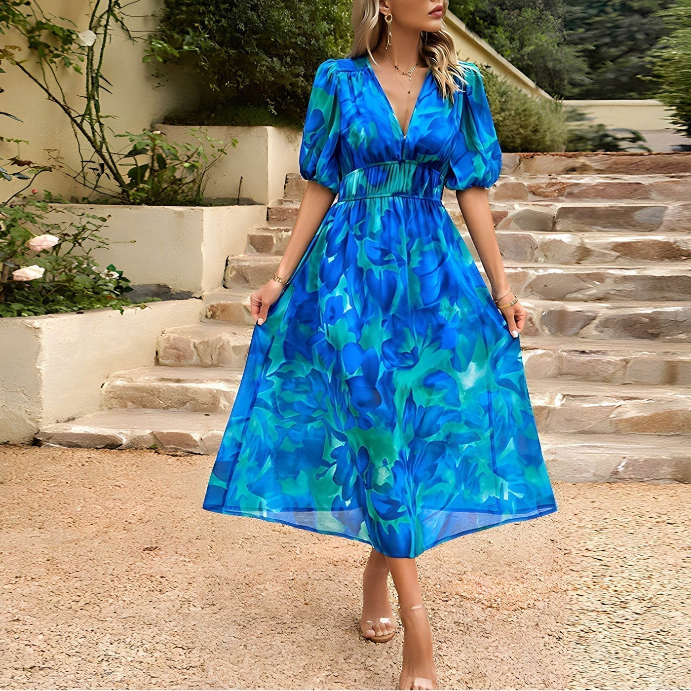Amelia – Maxi dress with a floral pattern